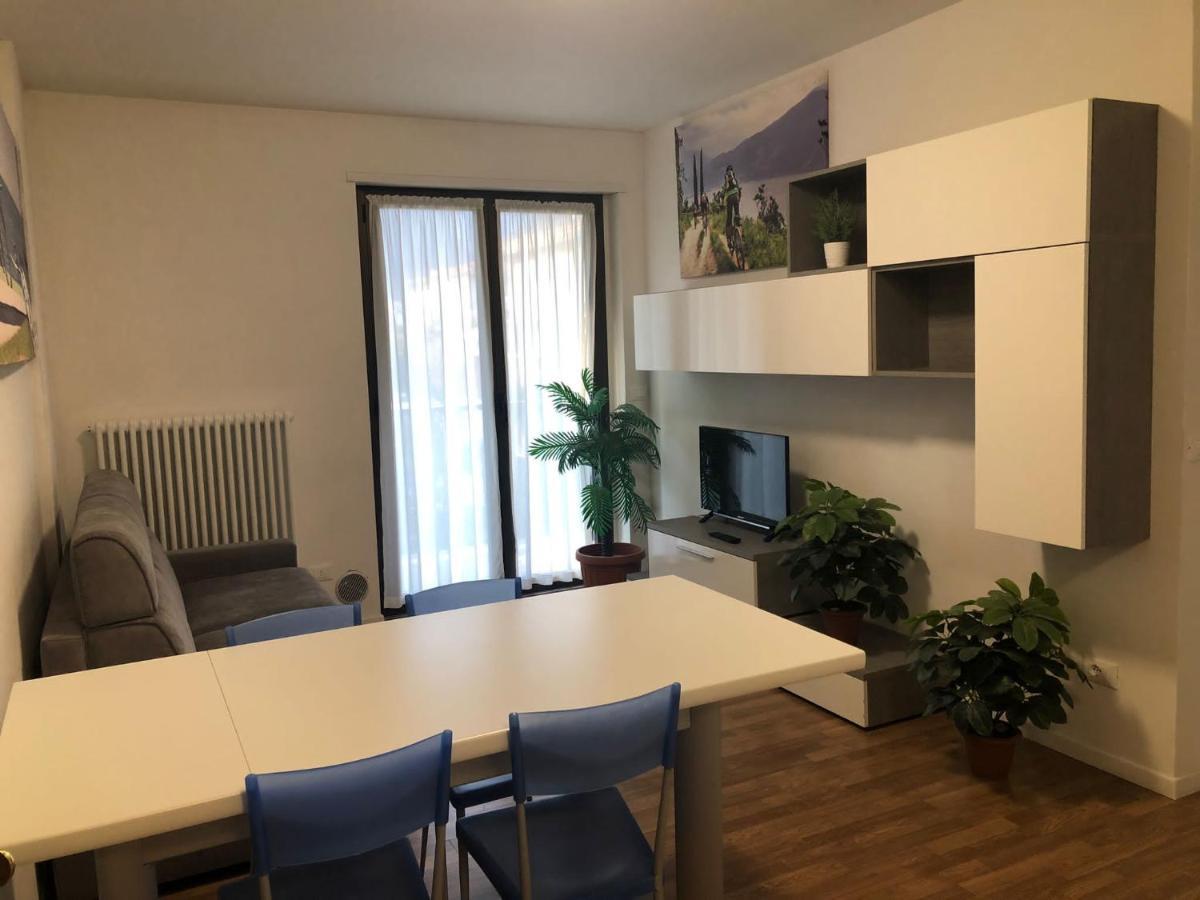 Appartamenti Lago Blu Riva del Garda Bagian luar foto